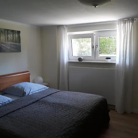 Ferienwohnung Unner Deck aber schick Stralsund Exterior foto